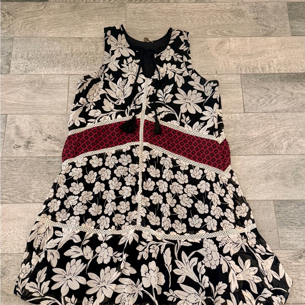 LOFT Floral Sleeveless Dress - Picture 7 of 7